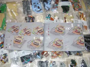 Lego komp. Creator Icons 10350 Tudor kori városrész Corner moduláris ház LEPIN ÚJ - kép 14