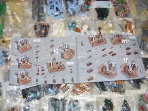 Lego komp. Creator Icons 10350 Tudor kori városrész Corner moduláris ház LEPIN ÚJ - kép 13