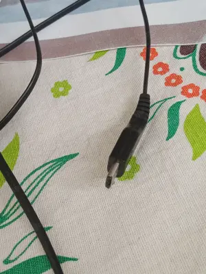 Samsung ETAOU10EBE mobiltöltő adapter, 3000ft óbuda    Samsung micro USB gyári fekete hálózati töltő - kép 4