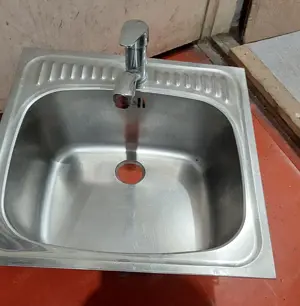 Rozsdamentes mosogató