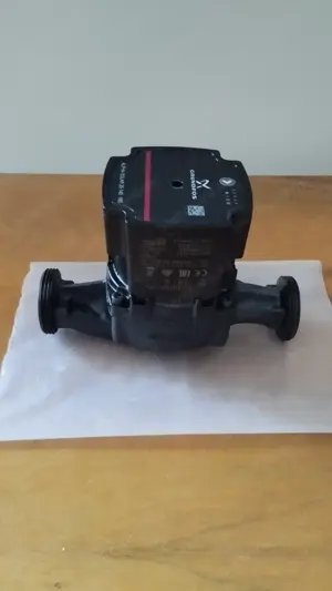 Eladó egy vadonatúj Grundfos keringető szivattyú