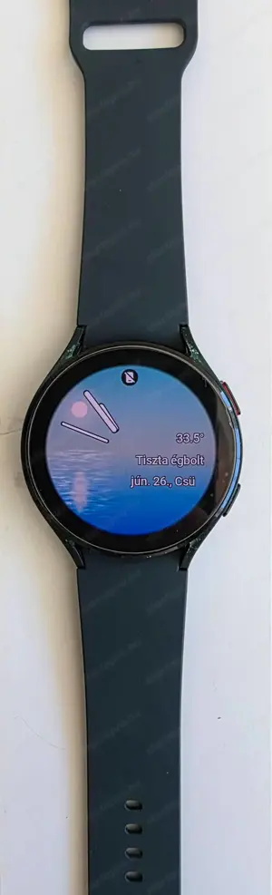 Samsung Galaxy Watch 4 (44mm) + nem kevés szíj és védőtok - kép 2