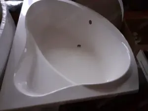 ÚJ üvegszálas sarok kád