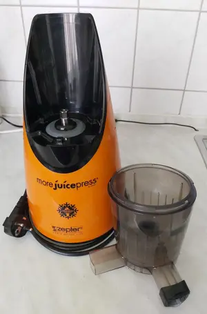Eladó használt Zepter márkájú gyümölcs-zöldségprés  - kép 3