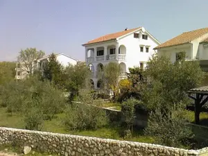 Apartmanok Malinskában a Krk-szigeten, Horvátországban 