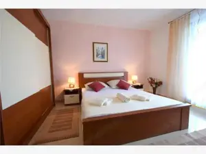 Apartmanok Malinskában a Krk-szigeten, Horvátországban  - kép 4