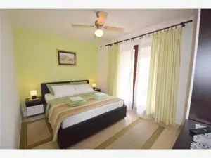 Apartmanok Malinskában a Krk-szigeten, Horvátországban  - kép 7