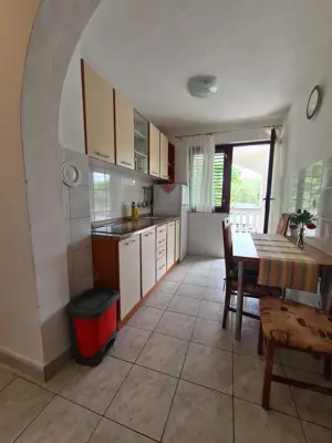 Apartmanok Malinskában a Krk-szigeten, Horvátországban  - kép 6