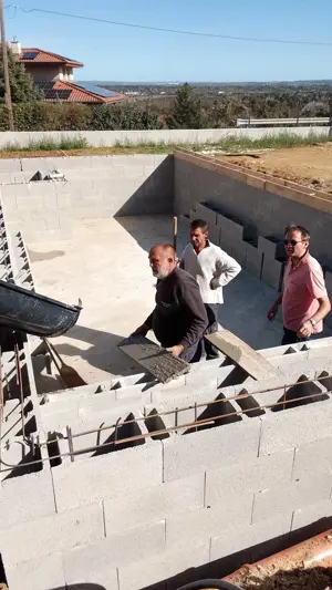 Kútfúrás garanciával 25ezer  méter, bontás,kert pit s,medence, térkő burkolás számlaképesen 