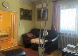 Kiskunhalas Hunyadi utcában 4 szobás, napelemes családi ház több melléképülettel! - kép 6