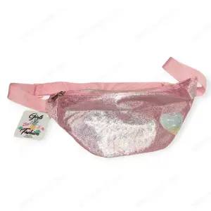 Lány övtáska szivárvány mintával és szívvel