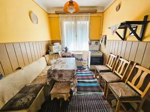 Tompa   Hunyadi utcában 82 m2-es  Kádárkocka  jellegű családi ház! - kép 6