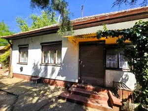 Tompa   Hunyadi utcában 82 m2-es  Kádárkocka  jellegű családi ház! - kép 14