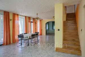 Babót - 1994-ben épült két lakrészes ház eladó - kép 4