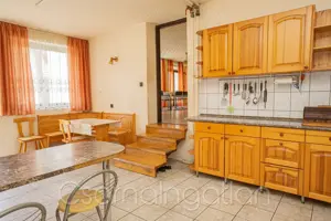 Babót - 1994-ben épült két lakrészes ház eladó - kép 7