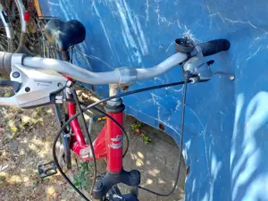 Pegasus agydinamós 28 as kerék 21 seb,kép szerinti állapot 28 ezer ft. Nem leszervizelt ezért ennyi  - kép 3