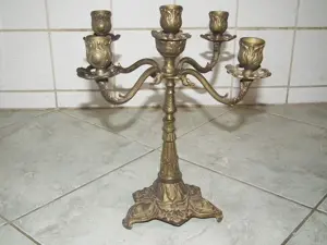 Delfinfejes talpú ötágú réz gyertyatartó nr.5