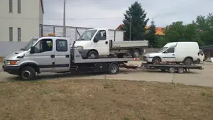 Autómentés, autószerelés, kis és nagy munkagépek szallitasa