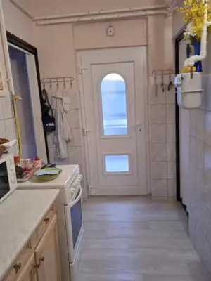 Eladó társasházi lakás Vácon a Rákóczi úton.   - kép 6