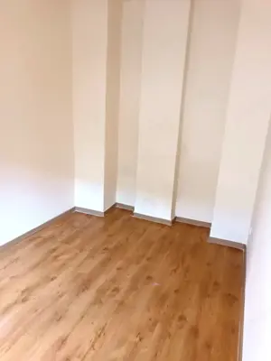 Eladó társasházi lakás Vácon a Rákóczi úton.   - kép 11