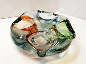 Öntött üveg szivárványos hamuzó tálka. A Muránói kézműves manufaktúra munkája - kép 2