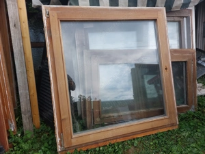 Fa sz;115 m;120 hőszigetelt 2 réteg üveg bukó-nyiló 1 db kép szerinti állapot 32 ezer ft esetleg cse