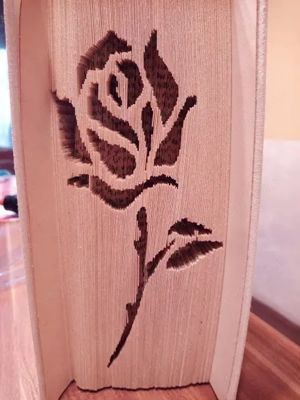 Ajándék, könyvszobor Rózsa, Egy szál virág hölgyeknek - kép 2