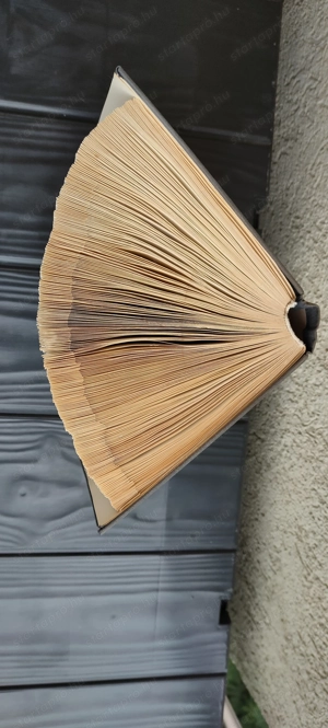 Ajándék, Könyvszobor FTC rajongónak - kép 5