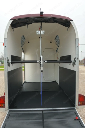 Új Böckmann Neo prémium lószállító utánfutó rendszámmal most csak bruttó 11.200.000 Ft - kép 4