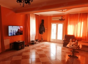 Eladó kétszintes családi ház Göd-Felsőgödön.   - kép 2