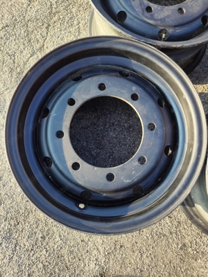 11-20" 8 furatos terepes Unimog MAN sorkerék felnik 11x20 11*20 20" - kép 5
