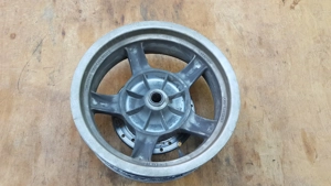 Kymco Xciting 250 hátsó felni - kép 3