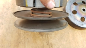 Kymco Xciting 250 kuplung - kép 2