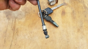 Kymco Xciting 300 i.e R gyújtáskapcsoló - kép 3