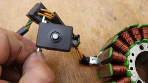 Kymco Xciting 250 gyújtás állórész - kép 4