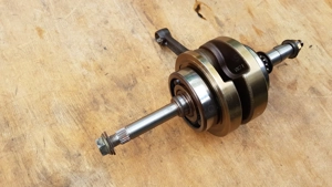 Kymco People S 250 i.e. főtengely