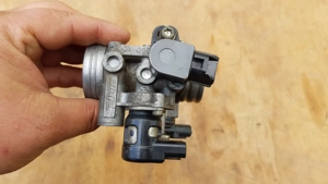 Kymco People S 250 - 300 i.e fojtószelep - kép 3