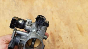 Kymco People S 250 - 300 i.e fojtószelep - kép 2