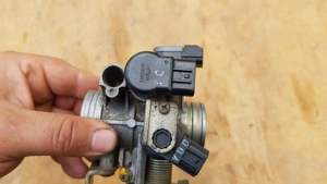 Kymco People S 250 - 300 i.e fojtószelep - kép 4