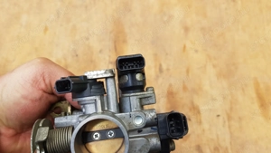 Kymco People S 250 - 300 i.e fojtószelep - kép 5