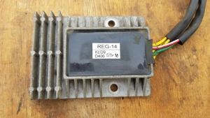 Kymco People S 250 - 300 i.e. feszültségszabályzó - kép 5