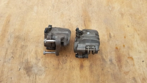 Kymco Xciting 250 első féknyereg pár - kép 5