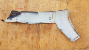 Kymco Xciting 500 taposó alatti idom jobbos sérült - kép 7