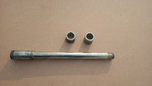 Kymco Xciting 250 - 500 első keréktengely - kép 1