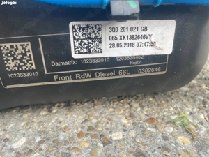 Volkswagen Passat b8, Arteon, Skoda Superb III üzemanyag tank egyben ahogy a képen 2015-től  - kép 2