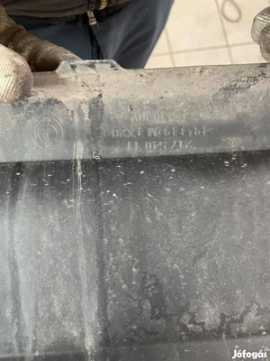 BMW G30 30 hátsó lökhárító diffúzor prizmával gyári M-packet bal oldalán pici hiba fotóztam!  - kép 3