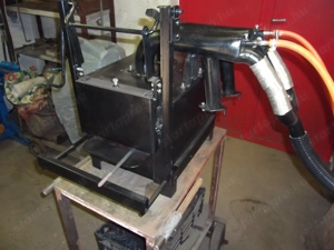 Kétégős gáz üzemű kovácskohó, levegő rásegítéssel.  - kép 3