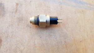 Kymco People GT 125 - 200 hőgomba - kép 3