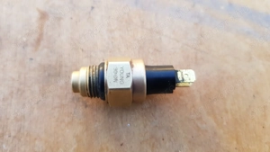 Kymco People GT 125 - 200 hőgomba - kép 1