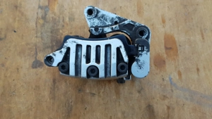 Kymco People GT 125 - 200 első féknyereg - kép 8